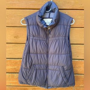 American Eagle Puffer Vest